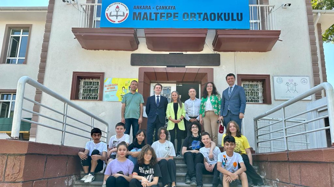 Yenilik ve Eğitim Teknolojileri Genel Müdürü Sayın Mustafa Canlı, Ankara'daki Maltepe Ortaokulunu ziyaret etti.